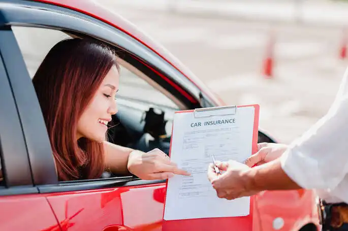 3+ Manfaat Asuransi Mobil Yang Wajib Kamu Ketahui!